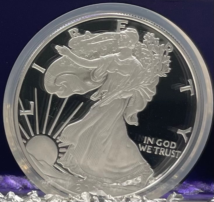 Proof 2007 (W) $1 American Silver Eagle NGC PF70 Trader Bea Private Issue Purple Foil Holder Rare