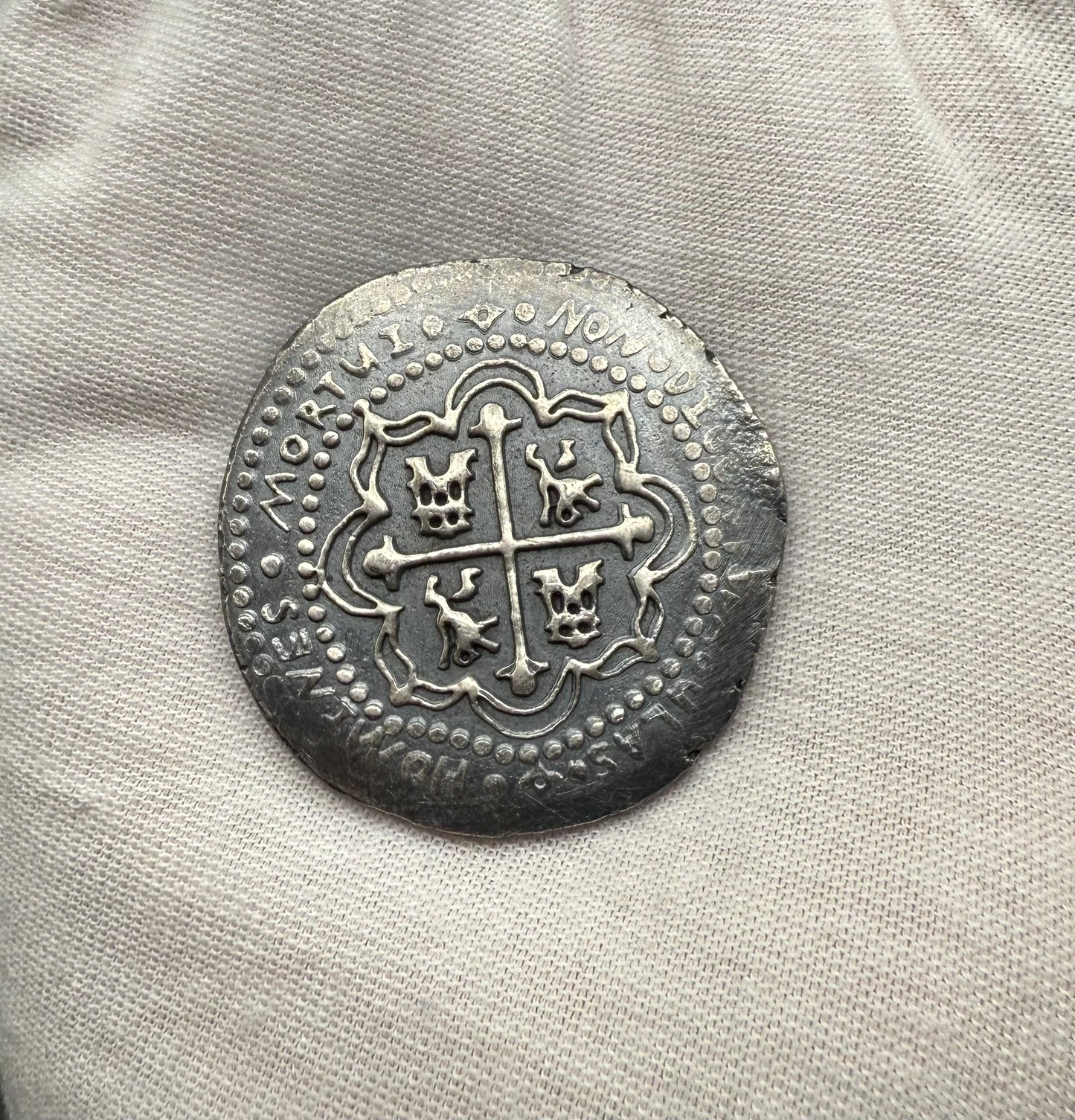 '1715 Spanish Silver' Pirate Treasure Hand Crafted by Peculiar Coins 27 Gram .999 Fine Silver Round Antique Finish Includes Wood Treasure Chest, Capsule & COA Mint Condition