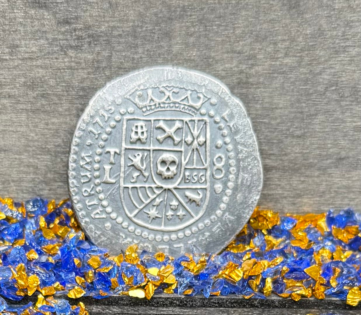 '1715 Spanish Silver' Pirate Treasure Hand Crafted by Peculiar Coins 27 Gram .999 Fine Silver Round Antique Finish Includes Wood Treasure Chest, Capsule & COA Mint Condition