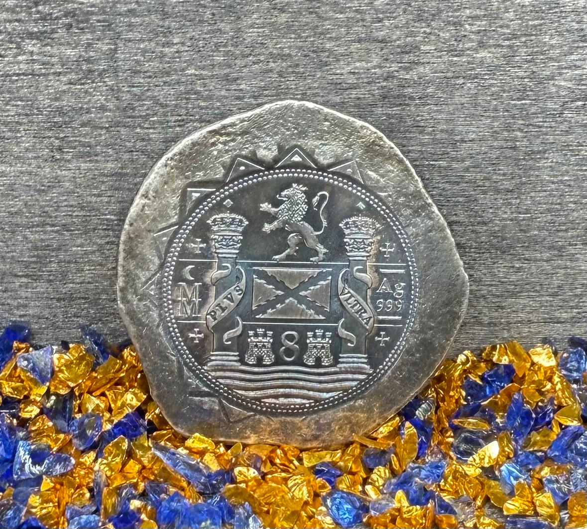 Colorized '1715 Fleet 300th Anniversary 8 Reales Silver Cob' Hand Crafted by Daniel Carr 28 Grams .999 Fine Silver Round Includes Wood Treasure Chest, Capsule & COA (Rare 1 of 18)