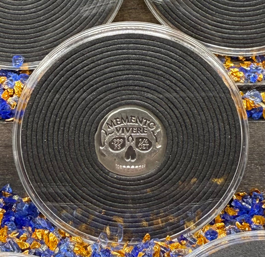 'Memento Vivere' Pirate Treasure by Mutiny Metals 1.25 Troy Ounce .999 Fine Silver Round 5 Piece Set Antique Finish Includes Wood Treasure Chest, Capsule & COA