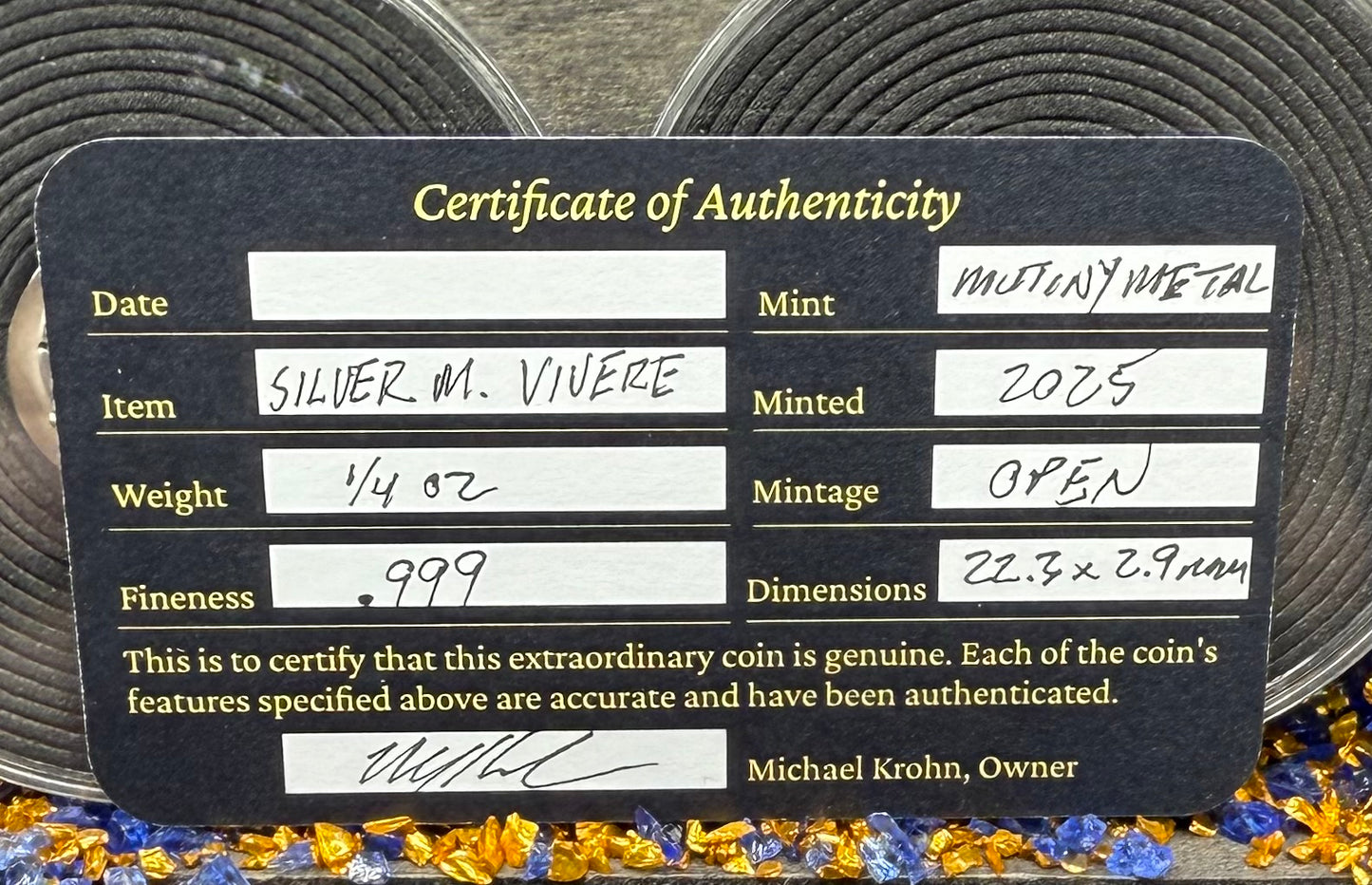 'Memento Vivere' Pirate Treasure by Mutiny Metals 1.25 Troy Ounce .999 Fine Silver Round 5 Piece Set Antique Finish Includes Wood Treasure Chest, Capsule & COA