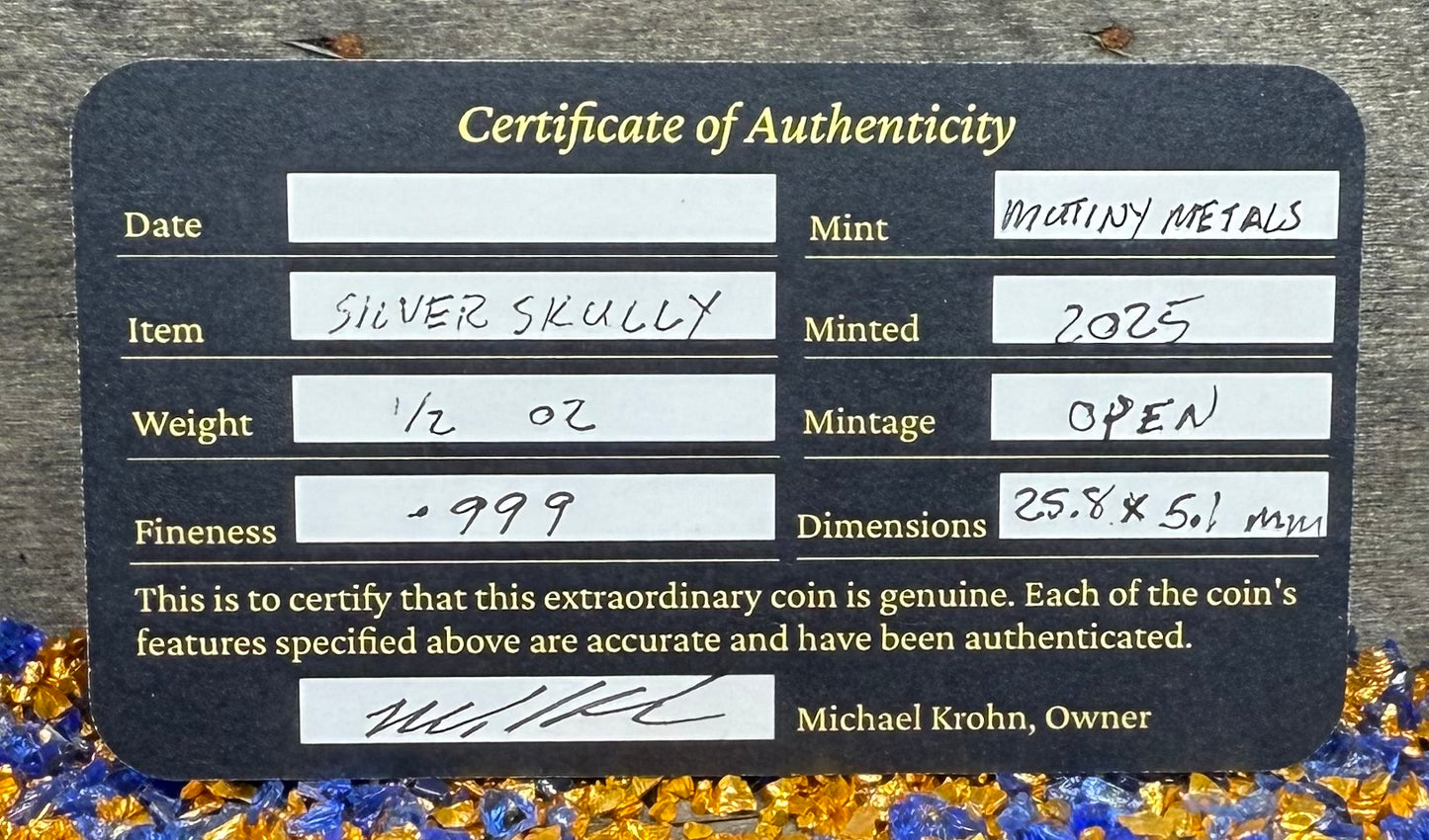 'Skully Round' Pirate Treasure Hand Crafted by Mutiny Metals .5 Troy Ounce .999 Fine Silver Round Antique Finish Includes Wood Treasure Chest, Capsule & COA Mint Condition