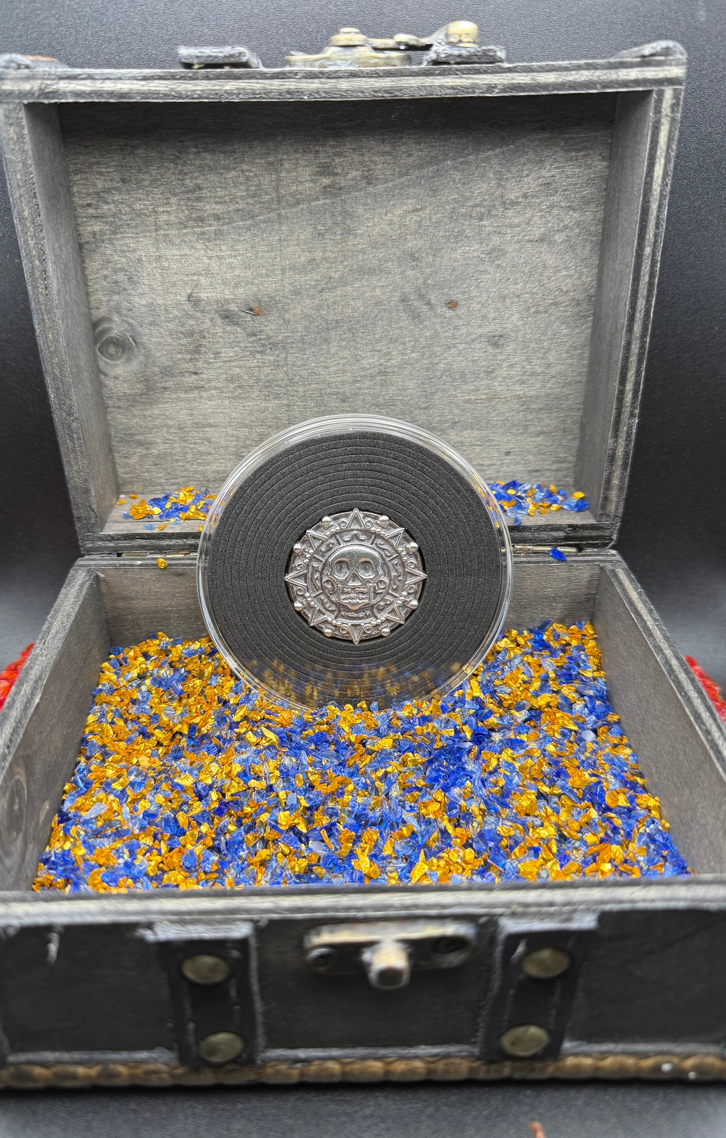 'Aztec Silver Doubloon' Pirate Treasure Hand Crafted by Peculiar Coins 1 Troy Ounce .999 Fine Silver Round Hand Crafted Double Sided Skull Antique Finish Includes Wood Treasure Chest, Capsule & COA Mint Condition