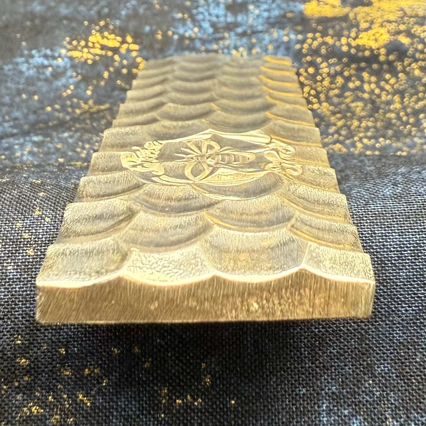 'Honey Bar' 4.14 oz .999 Fine Silver Bar, Hand Crafted by St Bee's in England, Shiny Finish, Includes Wood Treasure Chest, COA, Mint Condition, Limited Edition