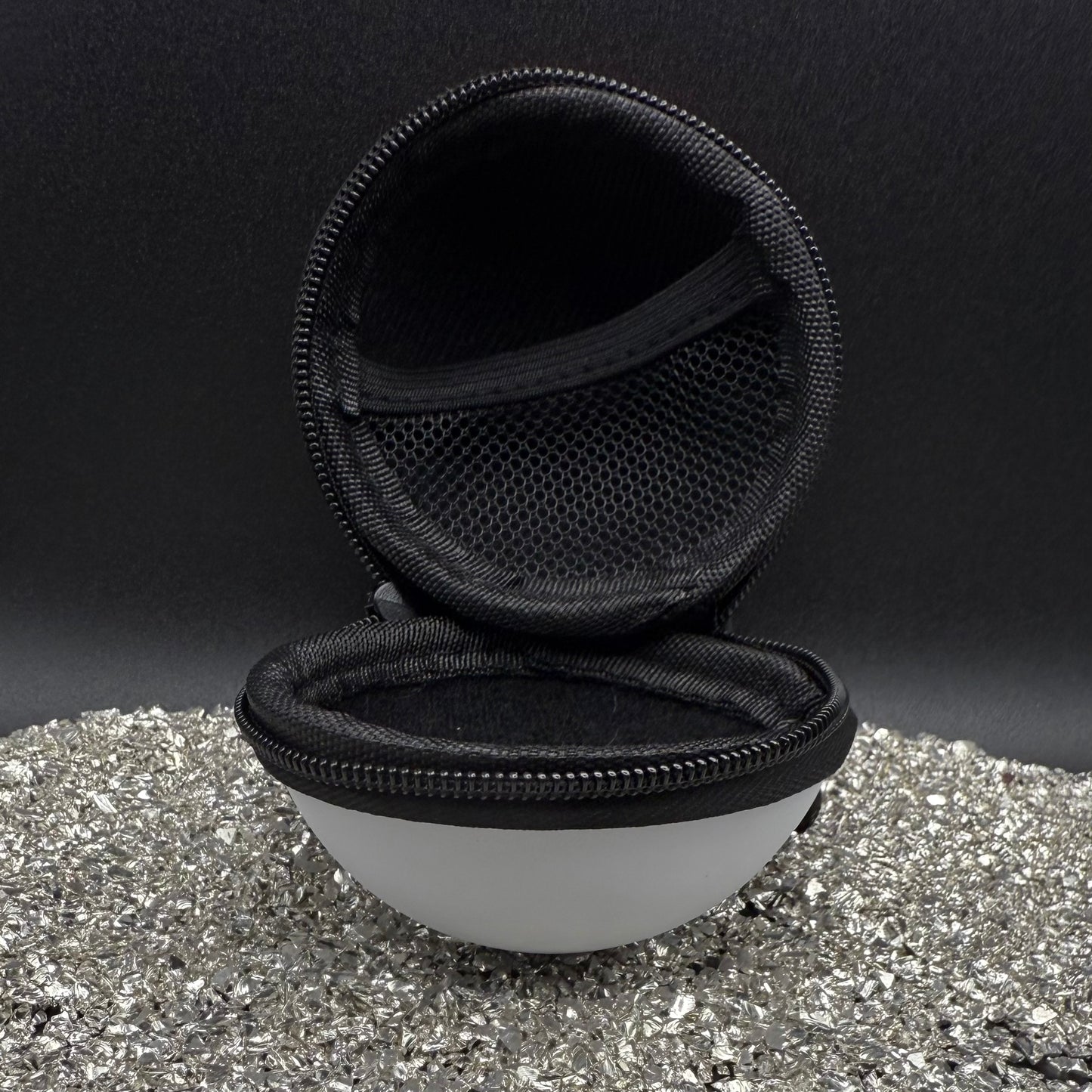 'Twin Dragon Star' 1.04 oz .999 Fine Silver Star Hand Crafted by St Bee's in England, Shiny Finish, Includes Earbud Case & COA, Mint Condition, Limited Edition