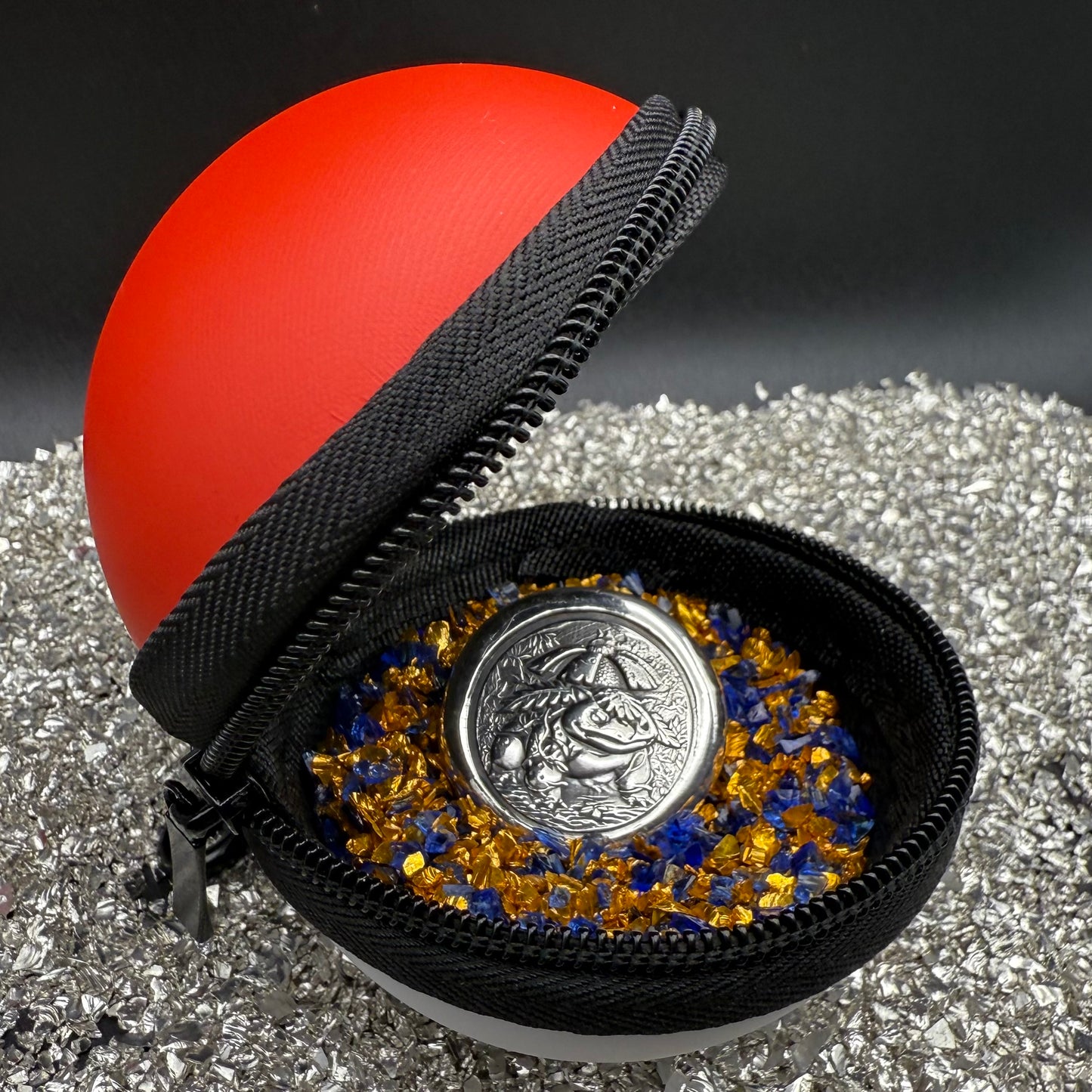 Pokémon 'Venasaur' 1.25 oz .999 Pure Silver Round Hand Crafted by St Bee's in England, Shiny Finish, Includes Poké Ball & COA, Mint Condition Limited Edition