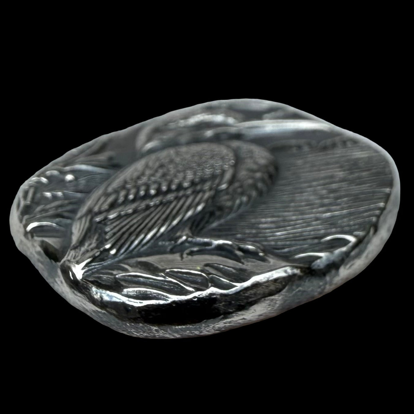 'Kingfisher' .5 oz .999 Pure Silver Nugget Hand Crafted by St Bee's in England, Shiny Finish, Includes Wooden Box & COA, Mint Condition Limited Edition