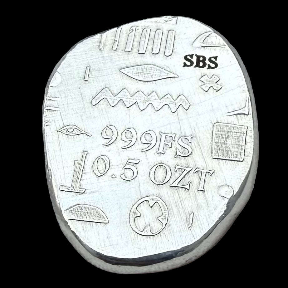 Egyptian Series 'Cat' .5 oz .999 Pure Silver Nugget Hand Crafted by St Bee's in England, Antique Finish, Includes Wooden Box & COA, Mint Condition Limited Edition