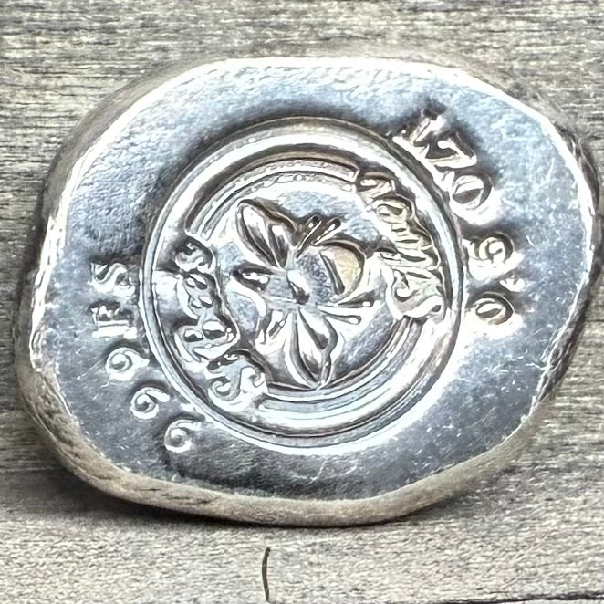 'Kingfisher' .5 oz .999 Pure Silver Nugget Hand Crafted by St Bee's in England, Shiny Finish, Includes Wooden Box & COA, Mint Condition Limited Edition