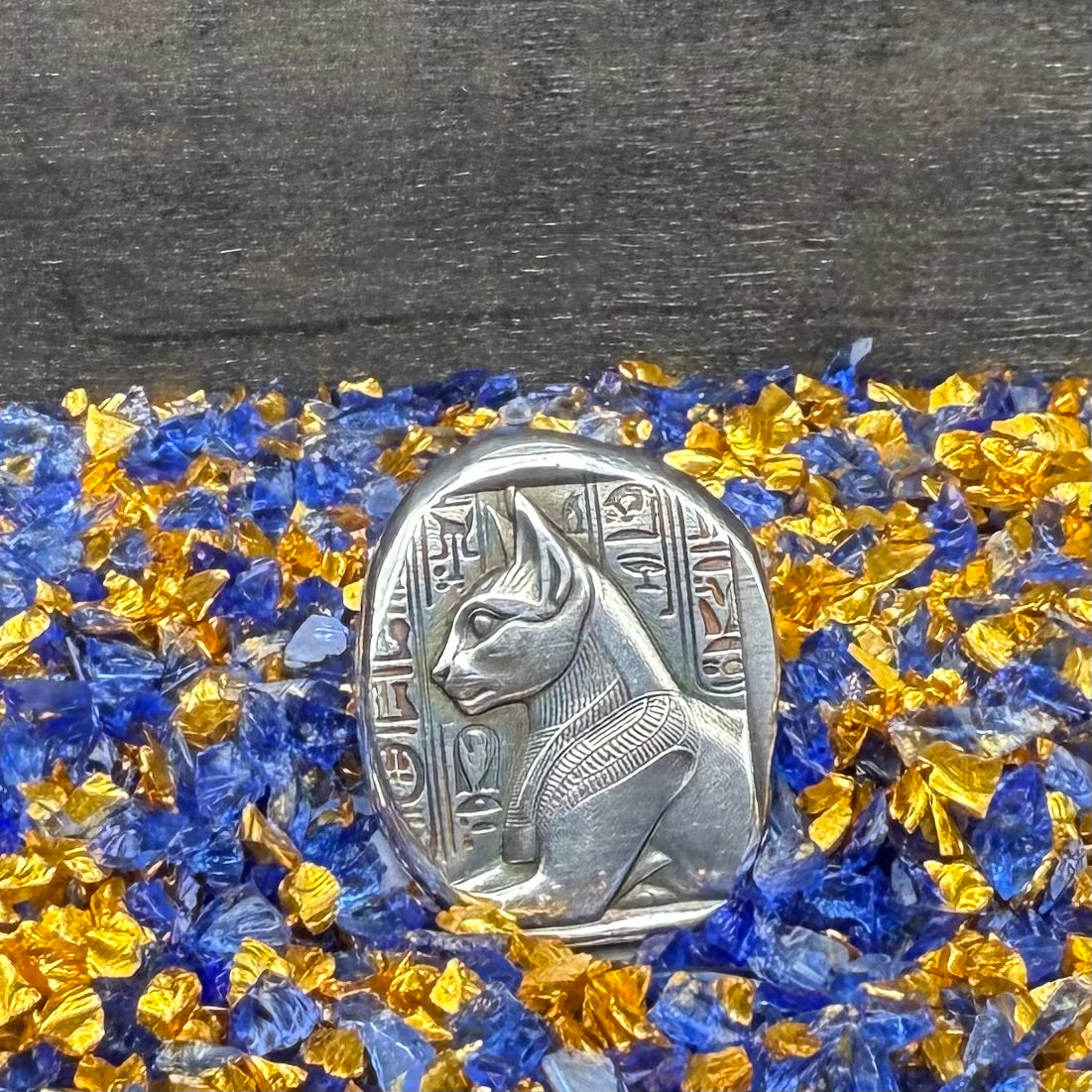 Egyptian Series 'Cat' .5 oz .999 Pure Silver Nugget Hand Crafted by St Bee's in England, Antique Finish, Includes Wooden Box & COA, Mint Condition Limited Edition
