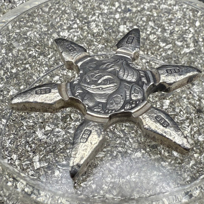 Pokémon 'Bulbasaur Star' 1.09 oz .999 Fine Silver Star Hand Crafted by St Bee's in England, Shiny Finish, Includes Poké Ball & COA, Mint Condition, Limited Edition