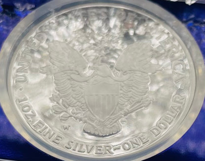 Proof 2007 (W) $1 American Silver Eagle NGC PF70 Trader Bea Private Issue Purple Foil Holder Rare