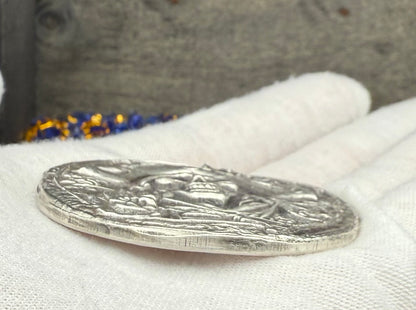 'Plundering Pirate Hector' Hand Crafted 2.3 Troy Ounce .999 Fine Silver Round Antique Finish Includes Treasure Chest, Capsule & COA Mint Condition Limited Edition (1 of 50)