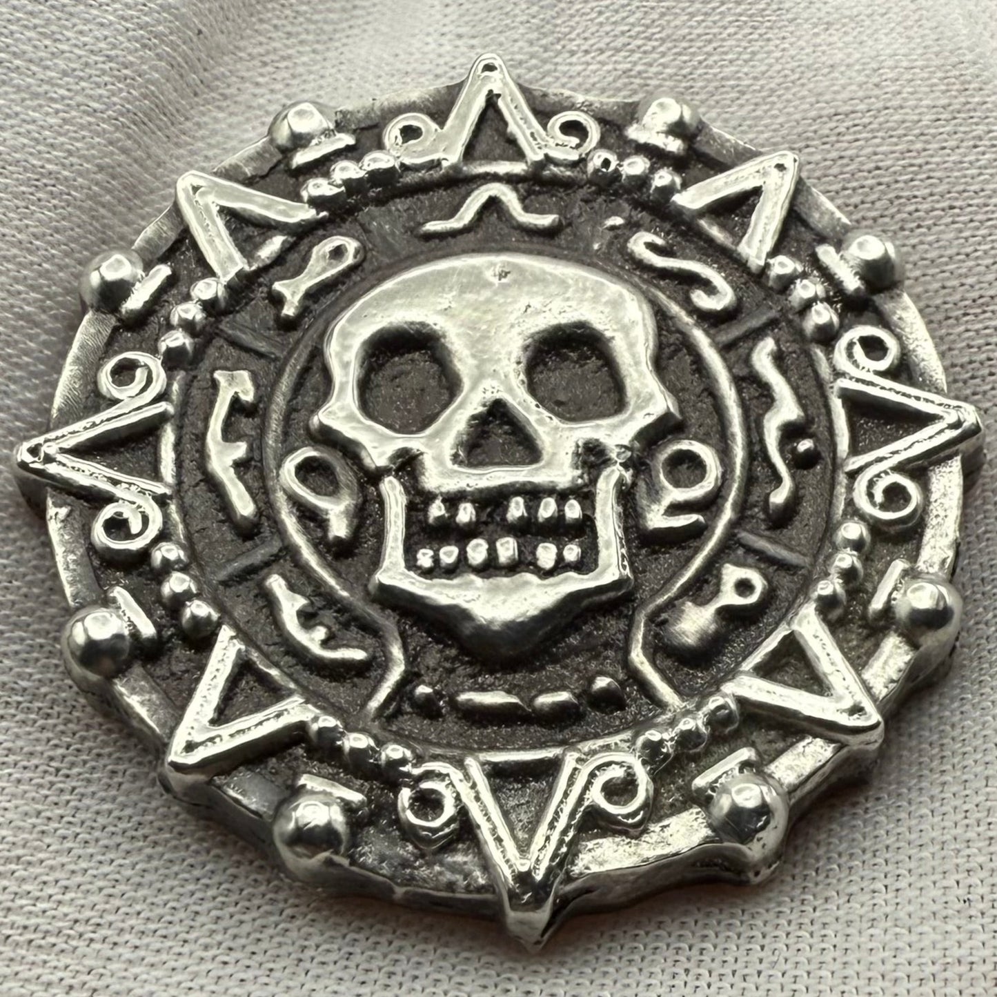 'Aztec Silver Doubloon' Pirate Treasure Hand Crafted by Peculiar Coins 1.5 Troy Ounce .999 Fine Silver Double Sided Skull Antique Finish Includes Wood Treasure Chest, Capsule & COA Mint Condition