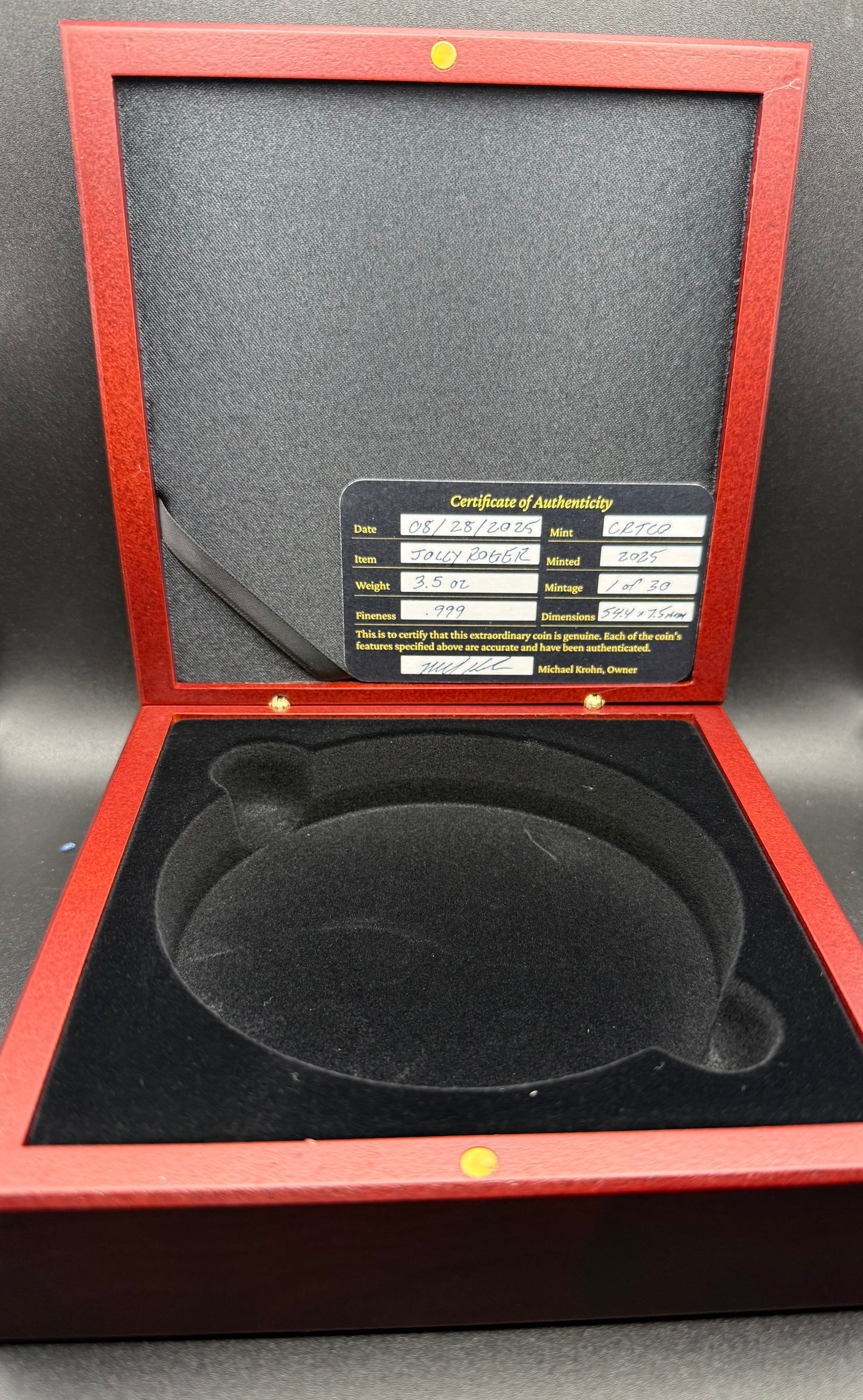 'The Jolly Roger Pirate' Hand Crafted 3.5 Troy Ounce .999 Fine Silver Round Pirate Captain Design Antique Finish Includes Wood Treasure Box, Capsule & COA Limited Edition (1 of 30)