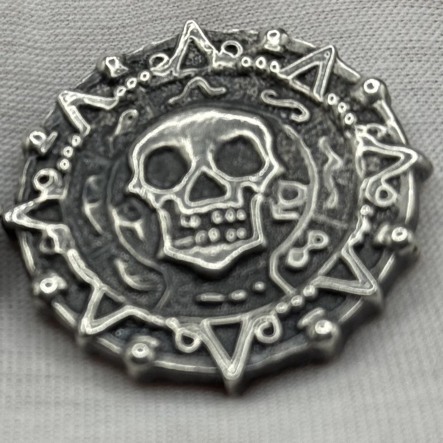 'Aztec Silver Doubloon' Pirate Treasure Hand Crafted by Peculiar Coins 1 Troy Ounce .999 Fine Silver Round Hand Crafted Double Sided Skull Antique Finish Includes Wood Treasure Chest, Capsule & COA Mint Condition