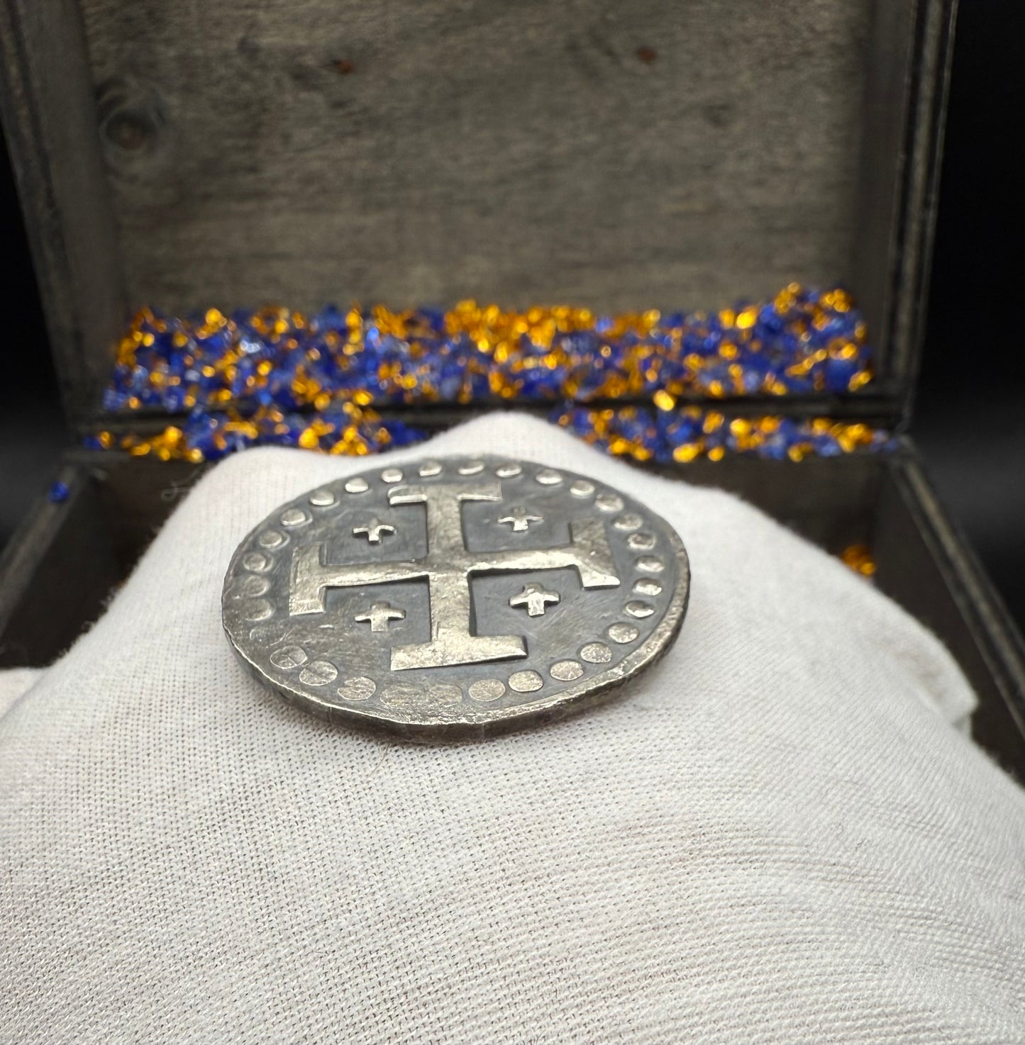 'Avery Pirate Coin' Pirate Treasure Hand Crafted by Peculiar Coins 27 Gram .999 Fine Silver Round Crusader's Cross Design Antique Finish Includes Wood Treasure Chest, Capsule & COA Mint Condition