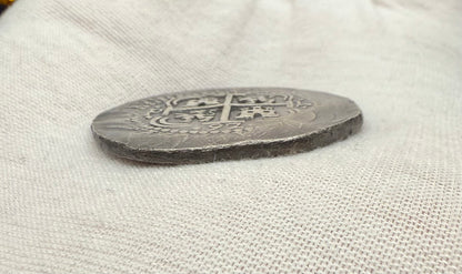 'Potosi Pillars & Waves Spanish Cob' Pirate Treasure Hand Crafted by Peculiar Coins 27 Gram .999 Fine Silver Round Pirate Design Antique Finish Includes Wood Treasure Chest, Capsule & COA Mint Condition