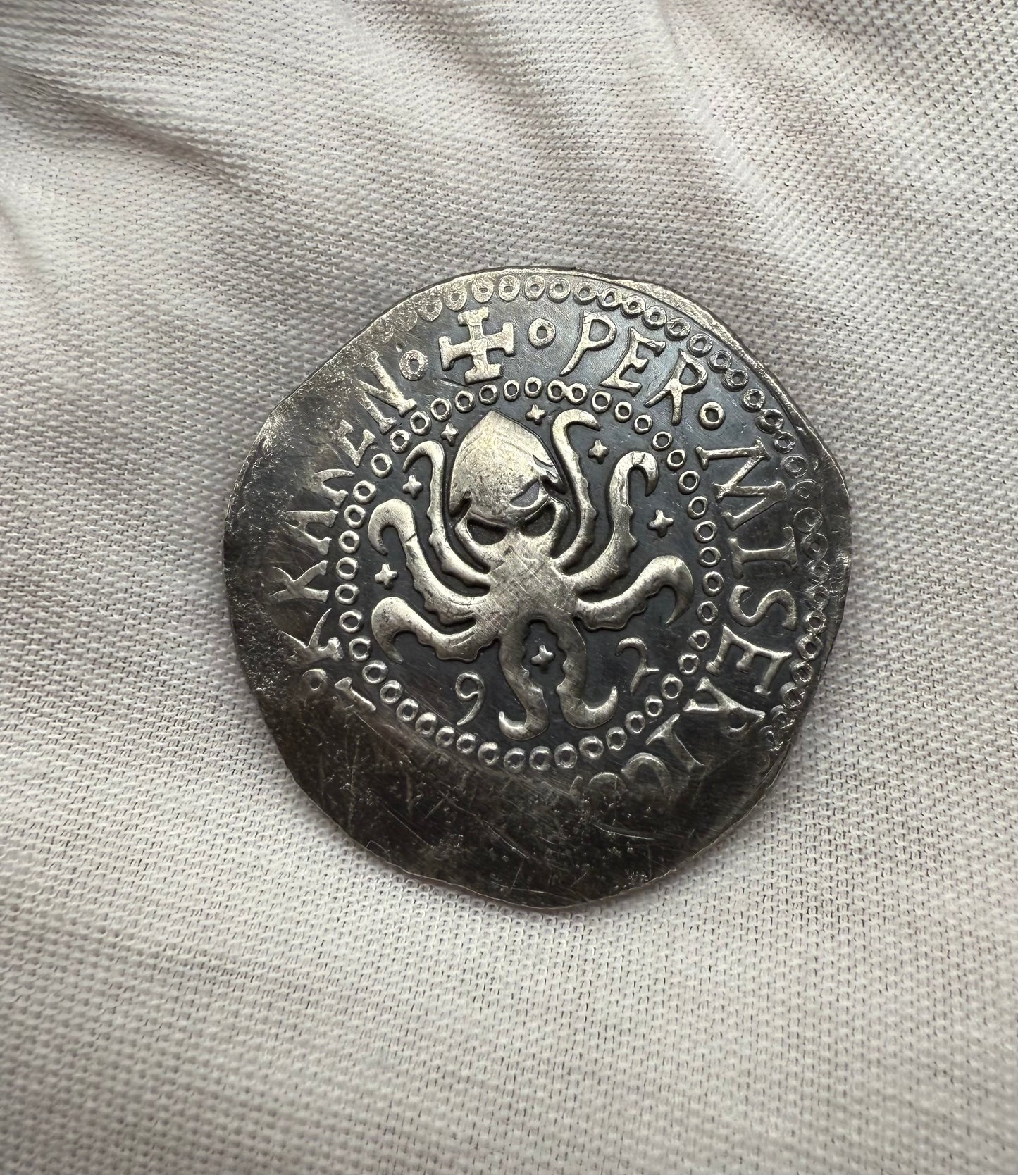 '1492 The Kraken' Pirate Treasure Hand Crafted by Peculiar Coins 27 Gram .999 Fine Silver Round Spanish Shield Design Antique Finish Includes Wood Treasure Chest, Capsule & COA Mint Condition