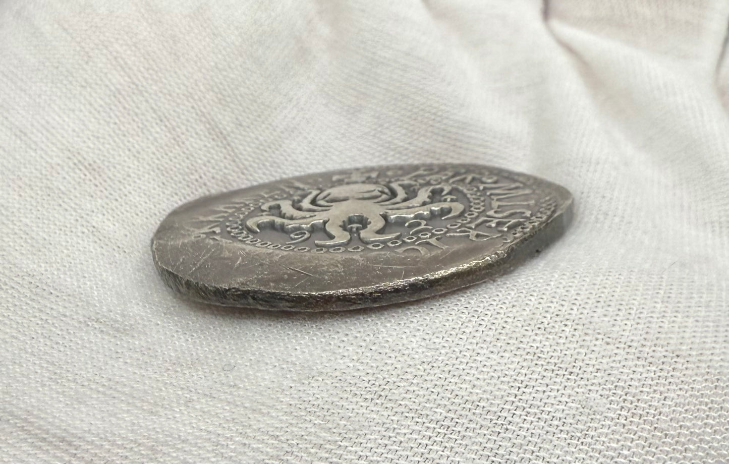 '1492 The Kraken' Pirate Treasure Hand Crafted by Peculiar Coins 27 Gram .999 Fine Silver Round Spanish Shield Design Antique Finish Includes Wood Treasure Chest, Capsule & COA Mint Condition