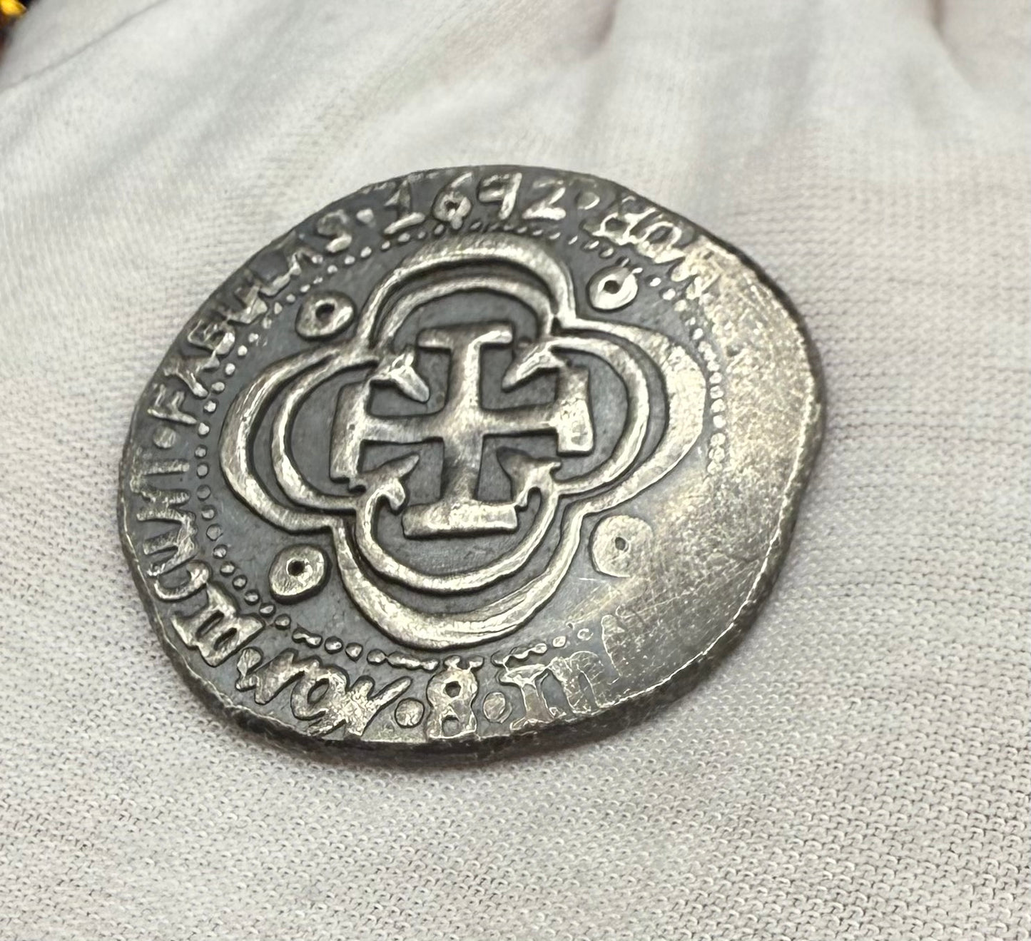 '1692 Piece of Eight' Pirate Treasure Hand Crafted by Peculiar Coins 27 Gram .999 Fine Silver Round Antique Finish Includes Wood Treasure Chest, Capsule & COA Mint Condition