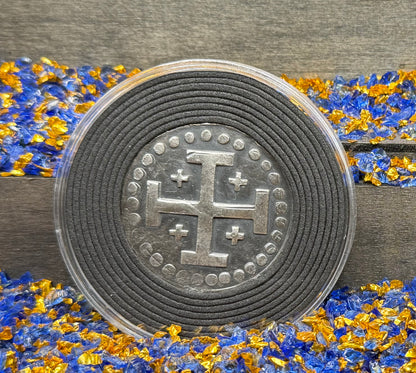 'Avery Pirate Coin' Pirate Treasure Hand Crafted by Peculiar Coins 27 Gram .999 Fine Silver Round Crusader's Cross Design Antique Finish Includes Wood Treasure Chest, Capsule & COA Mint Condition