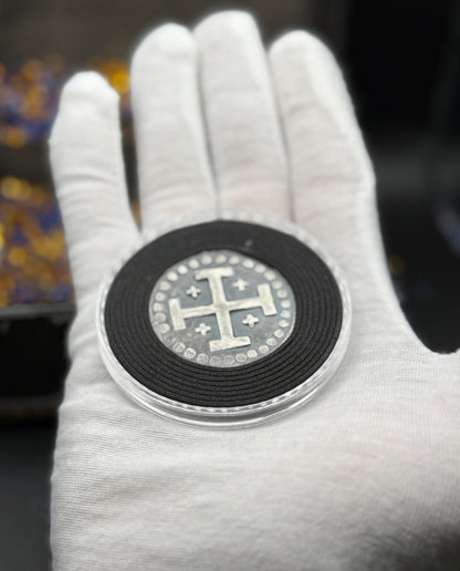 'Avery Pirate Coin' Pirate Treasure Hand Crafted by Peculiar Coins 27 Gram .999 Fine Silver Round Crusader's Cross Design Antique Finish Includes Wood Treasure Chest, Capsule & COA Mint Condition