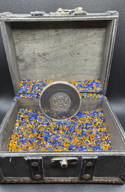 '1692 Piece of Eight' Pirate Treasure Hand Crafted by Peculiar Coins 27 Gram .999 Fine Silver Round Antique Finish Includes Wood Treasure Chest, Capsule & COA Mint Condition