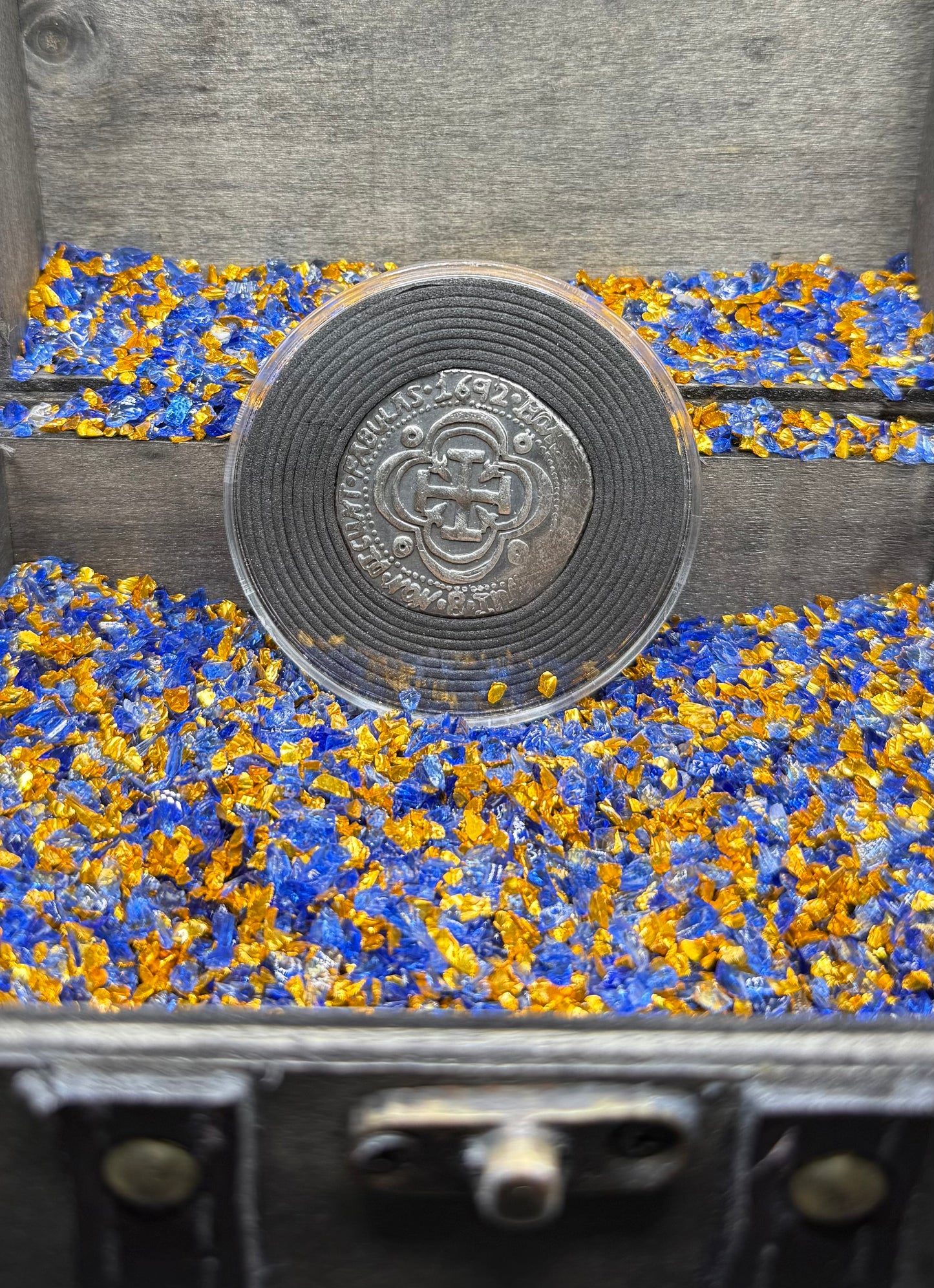 '1692 Piece of Eight' Pirate Treasure Hand Crafted by Peculiar Coins 27 Gram .999 Fine Silver Round Antique Finish Includes Wood Treasure Chest, Capsule & COA Mint Condition