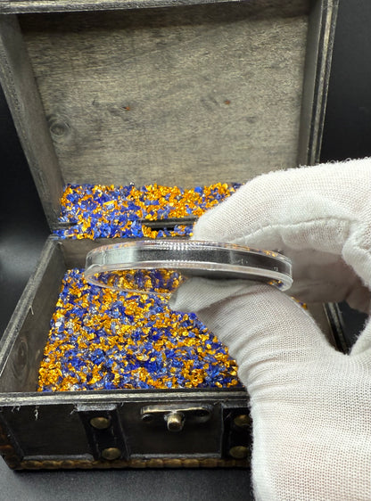 Colorized '1715 Fleet 300th Anniversary 8 Reales Silver Cob' Hand Crafted by Daniel Carr 28 Grams .999 Fine Silver Round Includes Wood Treasure Chest, Capsule & COA (Rare 1 of 18)