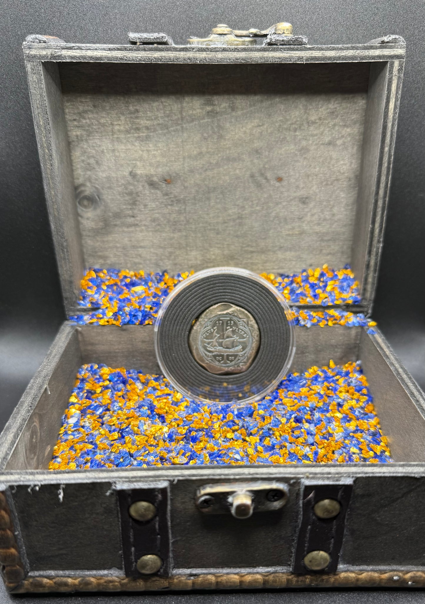 Colorized '1715 Fleet 300th Anniversary 8 Reales Silver Cob' Hand Crafted by Daniel Carr 28 Grams .999 Fine Silver Round Includes Wood Treasure Chest, Capsule & COA (Rare 1 of 18)