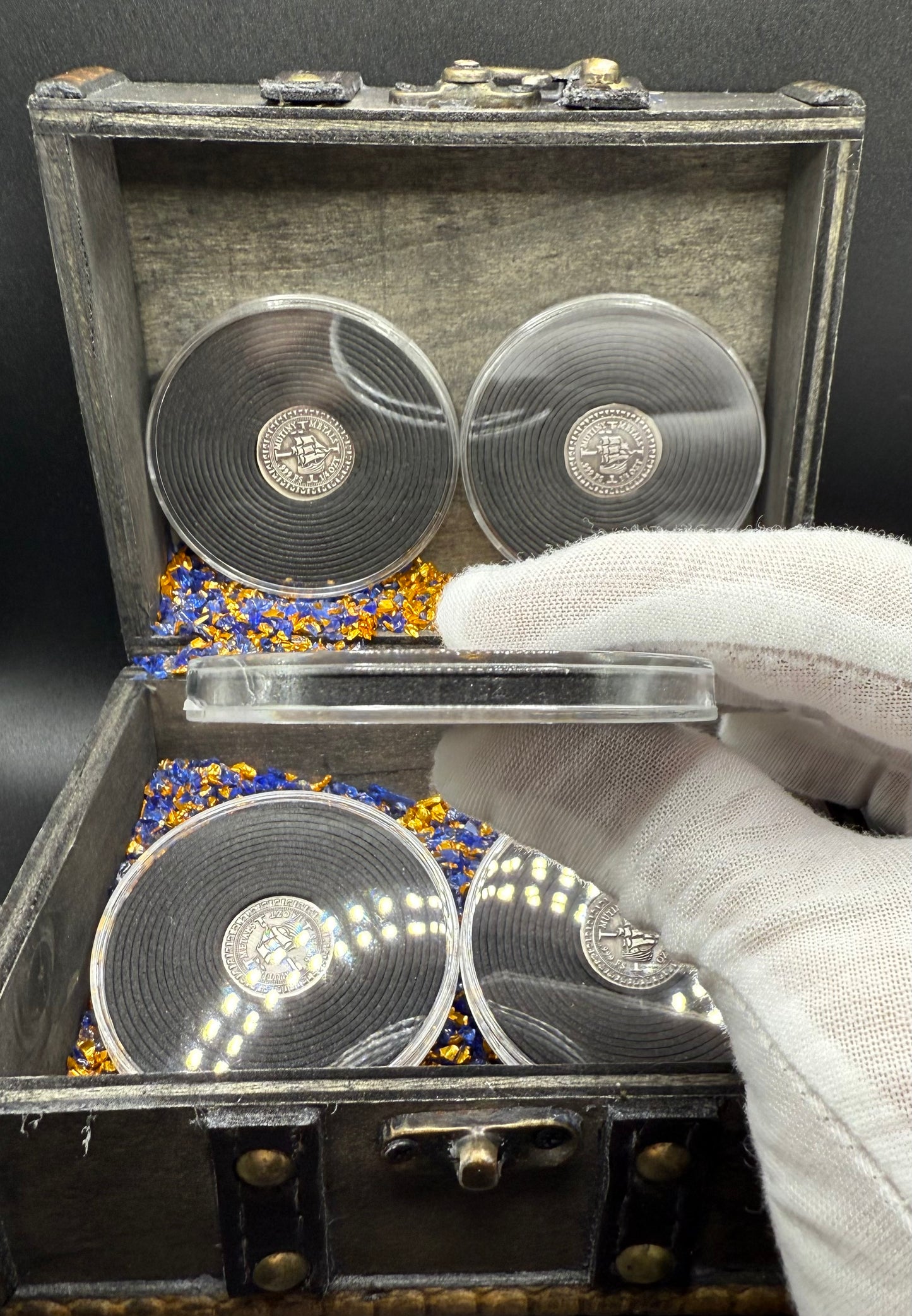 'Silver Doubloon' Pirate Treasure Hand Crafted by Mutiny Metals 1.25 Troy Ounce .999 Fine Silver Round 5 Piece Set Antique Finish Includes Wood Treasure Chest, Capsule & COA