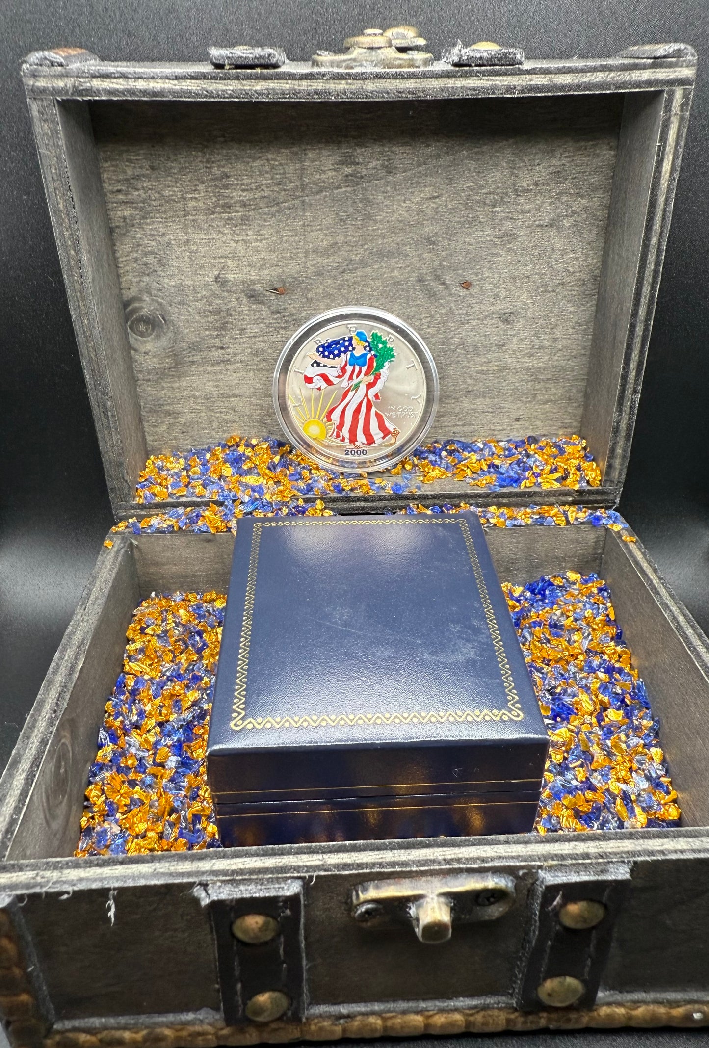 Colorized Hand Painted 2000 $1 American Silver Eagle Coin Brilliant Uncirculated Excellent Condition Satin Finish Includes New Capsule, COA, Coin Box & Wooden Treasure Box