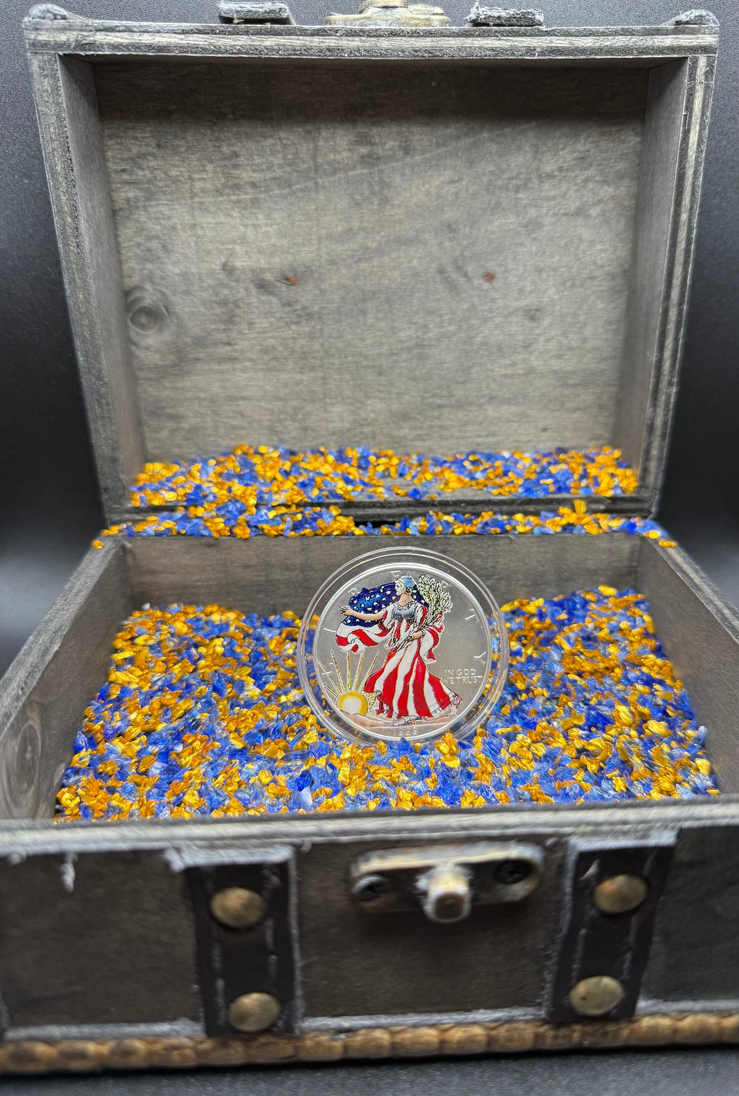 Colorized Hand Painted 1999 $1 American Silver Eagle Coin Brilliant Uncirculated Excellent Condition Satin Finish Includes New Capsule, COA, Coin Box & Wooden Treasure Box
