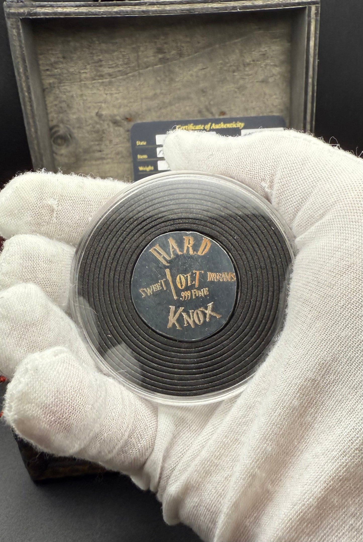 'Freddy Krueger Sweet Dreams' Hand Crafted by Hard Knox Metals 1 oz .999 Fine Silver Round Oxidized Finish Includes Wooden Treasure Box, Capsule & COA Limited Edition