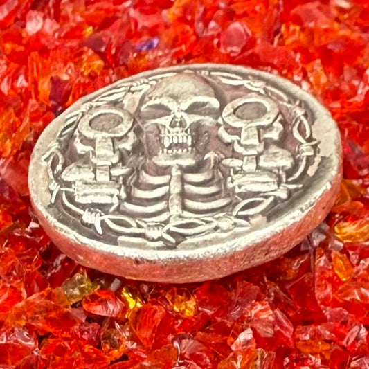 'Brought a Knife to a Gun Fight' Hand Crafted by Mutiny Metals 1 oz .999 Fine Silver Round Antique Finish Includes Wood Treasure Chest, Capsule & COA Limited Edition