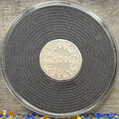 'Brought a Knife to a Gun Fight' Hand Crafted by Mutiny Metals 1 oz .999 Fine Silver Round Antique Finish Includes Wood Treasure Chest, Capsule & COA Limited Edition