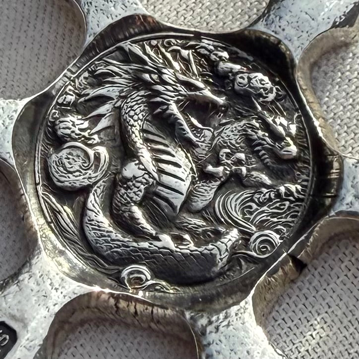 'Twin Dragon Star' 1.04 oz .999 Fine Silver Star Hand Crafted by St Bee's in England, Shiny Finish, Includes Earbud Case & COA, Mint Condition, Limited Edition