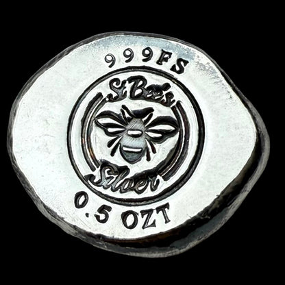 'Cute Frog' .5 oz .999 Pure Silver Nugget Hand Crafted by St Bee's in England, Shiny Finish, Includes Wooden Box & COA, Mint Condition Limited Edition