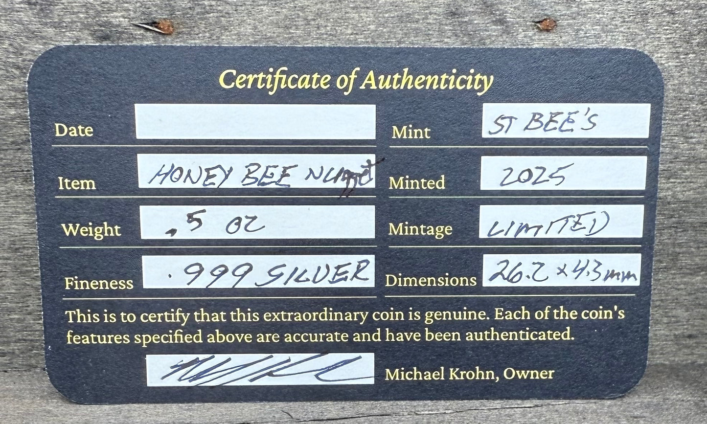 'Honey Bee' .5 oz .999 Pure Silver Nugget Hand Crafted by St Bee's in England, Shiny Finish, Includes Wooden Box & COA, Mint Condition Limited Edition