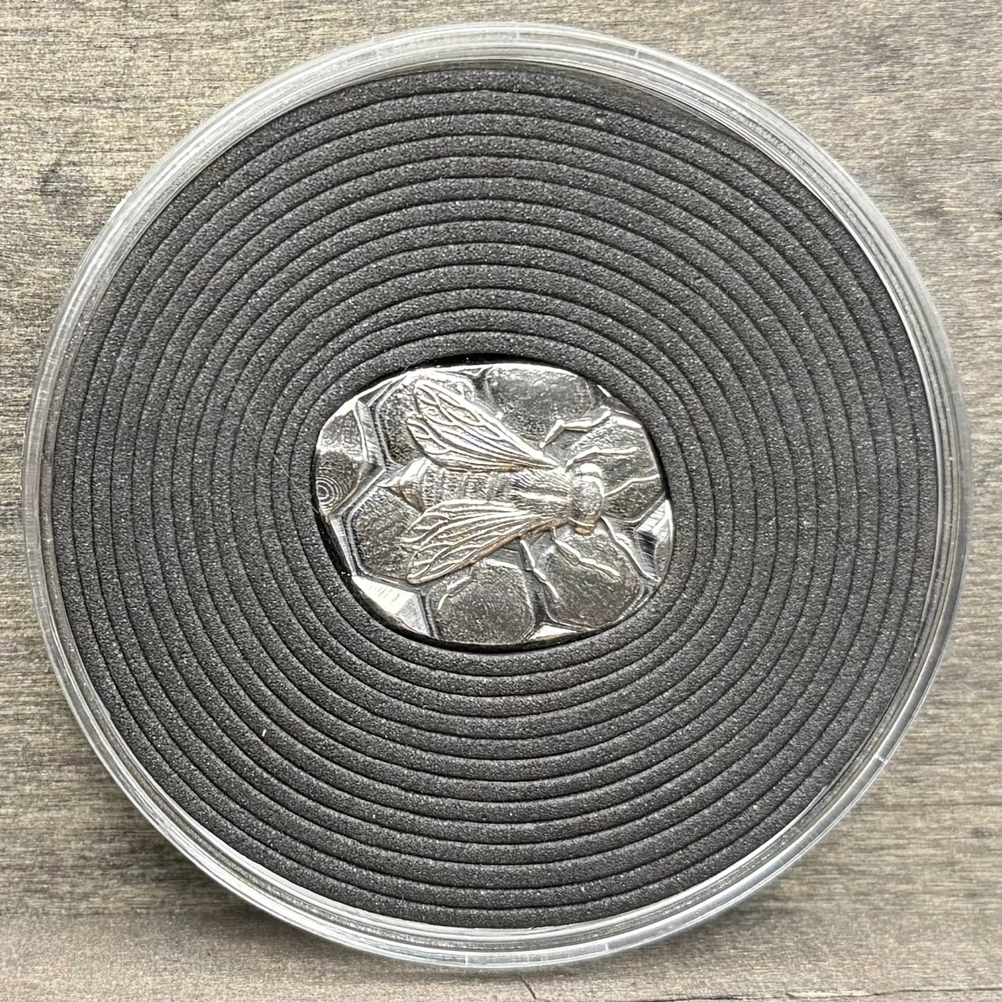 'Honey Bee' .5 oz .999 Pure Silver Nugget Hand Crafted by St Bee's in England, Shiny Finish, Includes Wooden Box & COA, Mint Condition Limited Edition