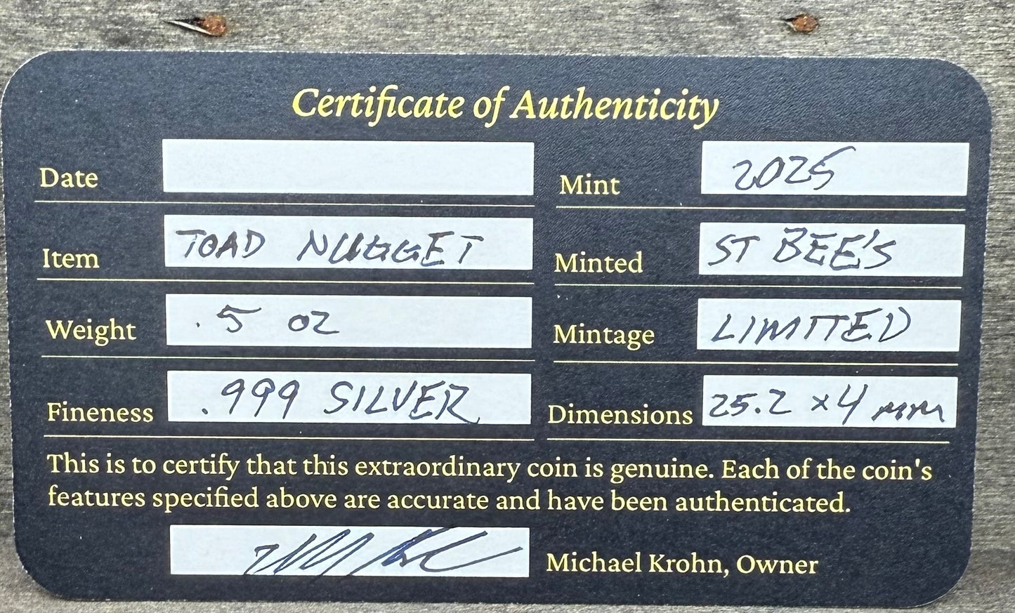 'Cute Frog' .5 oz .999 Pure Silver Nugget Hand Crafted by St Bee's in England, Shiny Finish, Includes Wooden Box & COA, Mint Condition Limited Edition