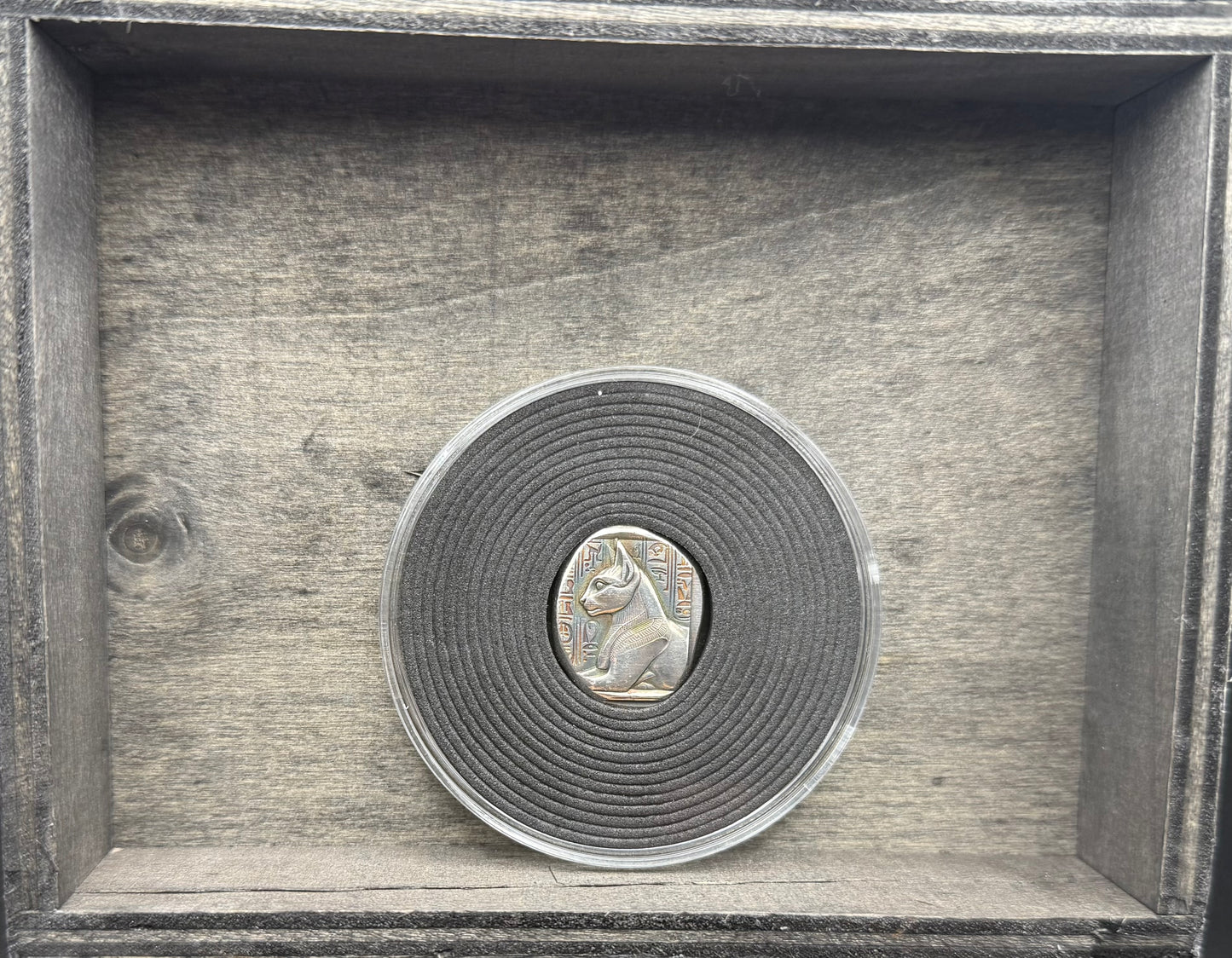 Egyptian Series 'Cat' .5 oz .999 Pure Silver Nugget Hand Crafted by St Bee's in England, Antique Finish, Includes Wooden Box & COA, Mint Condition Limited Edition
