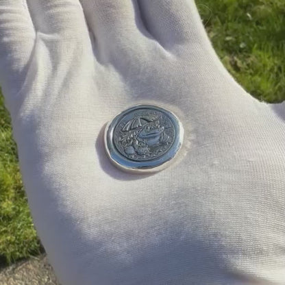 Pokémon 'Venasaur' 1.25 oz .999 Pure Silver Round Hand Crafted by St Bee's in England, Shiny Finish, Includes Poké Ball & COA, Mint Condition Limited Edition